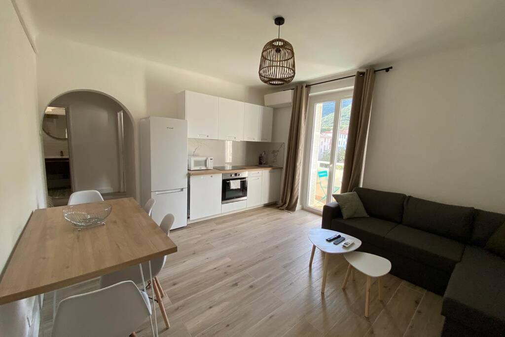 Ajaccio Magnifique T2 Neuf 40M2 Avec Balcon Au Trottel 4 Couchages Wifi Clim Parking Plage A Pieds 100M Eksteriør bilde
