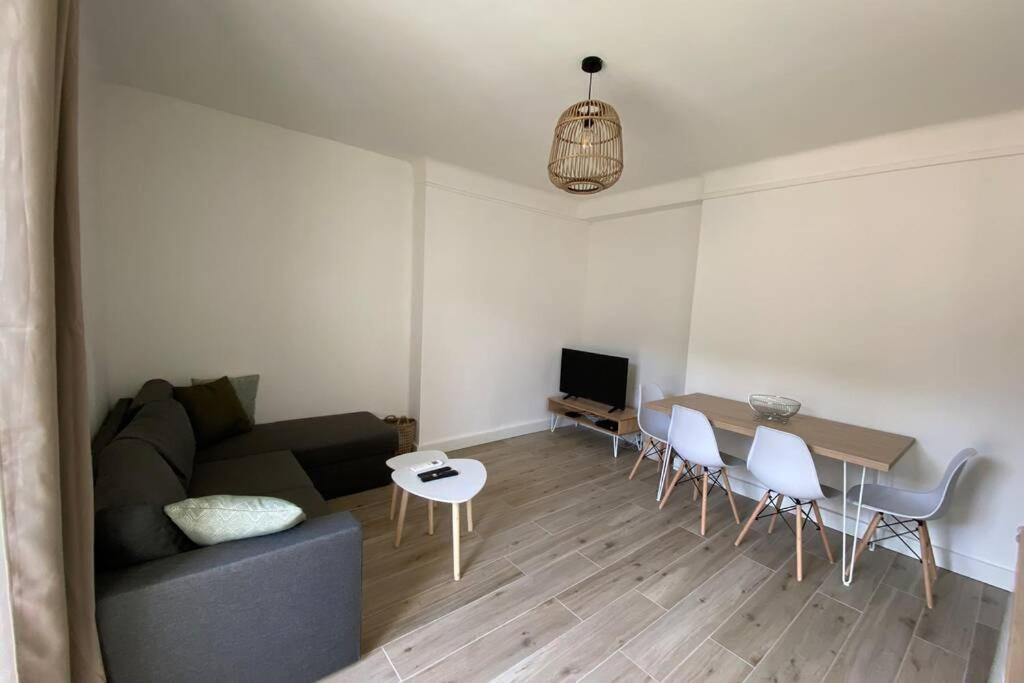 Ajaccio Magnifique T2 Neuf 40M2 Avec Balcon Au Trottel 4 Couchages Wifi Clim Parking Plage A Pieds 100M Eksteriør bilde
