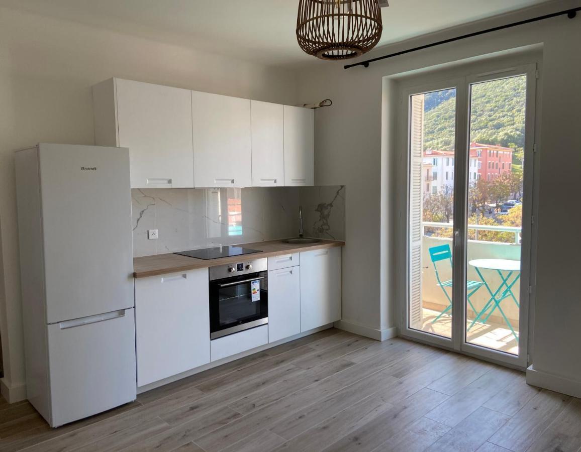 Ajaccio Magnifique T2 Neuf 40M2 Avec Balcon Au Trottel 4 Couchages Wifi Clim Parking Plage A Pieds 100M Eksteriør bilde